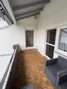 schöner gemütlicher Balkon im 1. OG - 