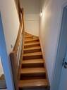 neue Holztreppe nach oben. - 