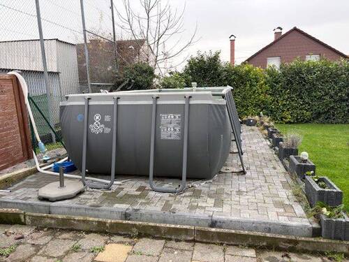 Pool bleibt auf Wunsch - 