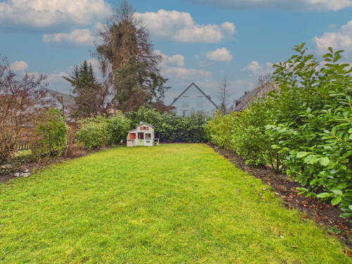 Garten - 5 Zimmer Doppelhaushälfte in München