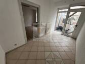 Eingang - Laden-Bürofläche in Debschwitz mit ca. 43 m²!