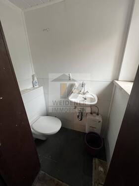 WC halbe Treppe - 