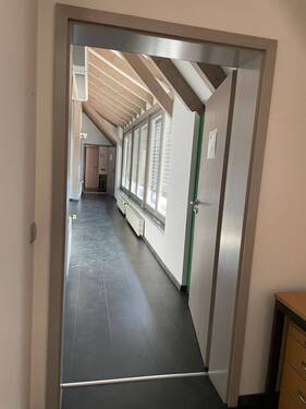 Verbindungsgang Obergeschoss - 