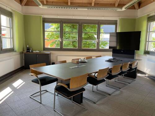 Büro- oder Konferenzraum im Erdgeschoss - Halle in Reutlingen