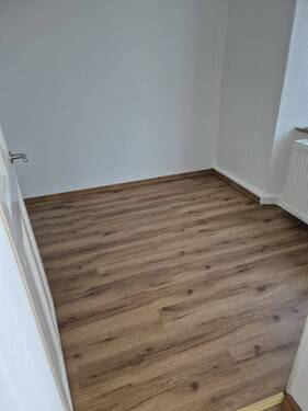 733WE02 (19).jpeg - 