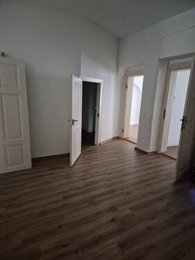 733WE02 (6).jpeg - Attraktive 5-Raum-Wohnung in zentraler Lage von Torgau