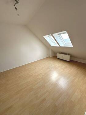 DG Raum links - 