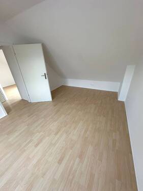 DG Raum links - 
