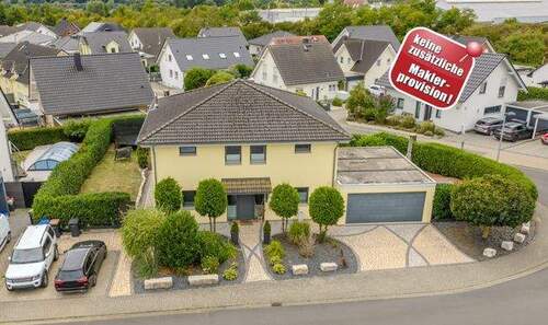 Außenansicht - 6 Zimmer Einfamilienhaus zum Kaufen in Lahnau