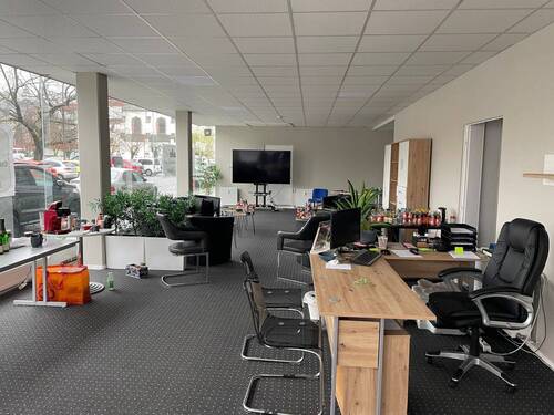 Ladenlokal - 1 Zimmer Gewerbeobjekt (Büro, Produktion, Verkauf) zur Miete in Saarlouis