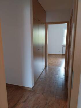 Flur - 3 Zimmer Etagenwohnung zum Kaufen in Straubing