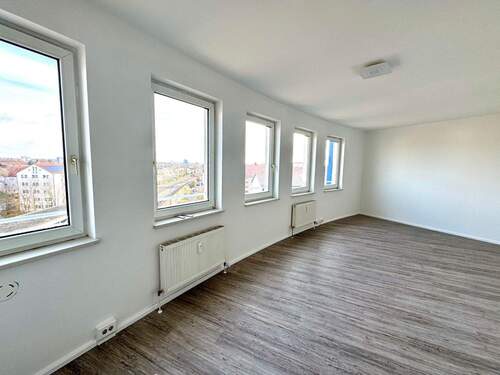 Wohn-/Schlafzimmer - 