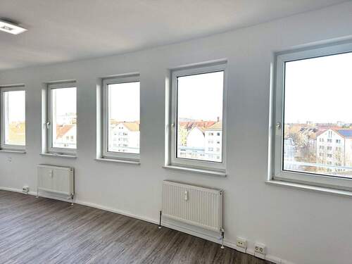 Wohn-/Schlafzimmer - 