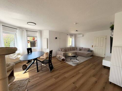 Wohn-/Esszimmer (EG) - 