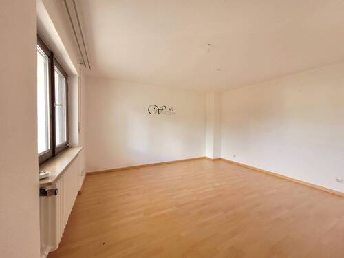 UG - Wohnzimmer - 
