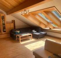 Gemütliche Dachgeschosswohnung mit Balkon, Gartenanteil und Garage in Habichsthal - Frammersbach