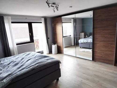 Schlafzimmer mit direktem Terrassenzugang - 