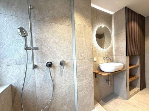 Badezimmer - 2 Zimmer Etagenwohnung in Augsburg