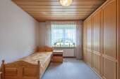 Schlafzimmer EG - 