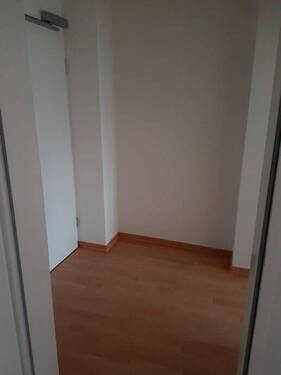Flur Eingangsbereich (68m²) - 