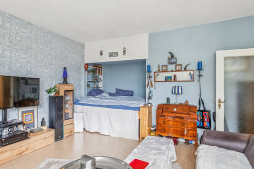 Praktische Nische zum Schlafen oder Einbauschrank - 