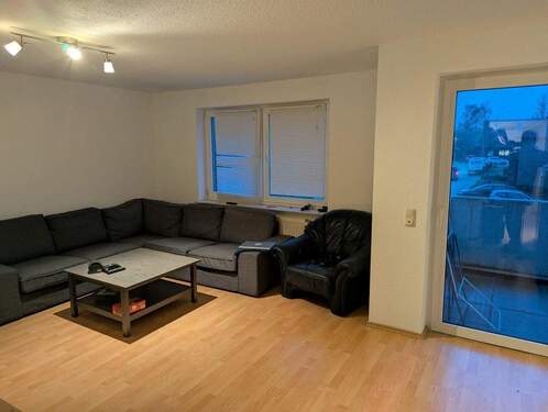 Wohnzimmer - 3 Zimmer Etagenwohnung zur Miete in Rastede