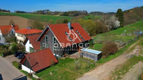 Außenansicht Süd-West - 1 Zimmer Mehrfamilienhaus, Wohnhaus zum Kaufen in Aichach
