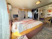 Schlafzimmer - Einfamilienhaus mit 120,00 m&sup2; in Sankt Augustin zum Kaufen