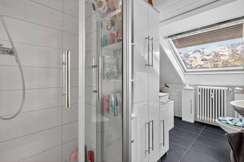 Badezimmer Dachgeschoss - 