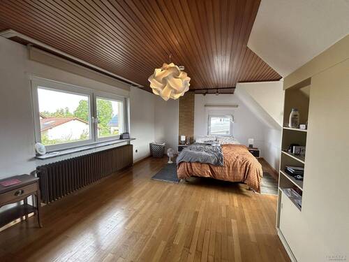 Schlafzimmer DG - 