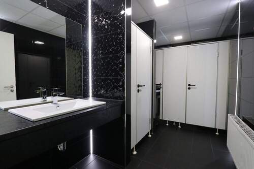 exklusive WC-Anlagen - 