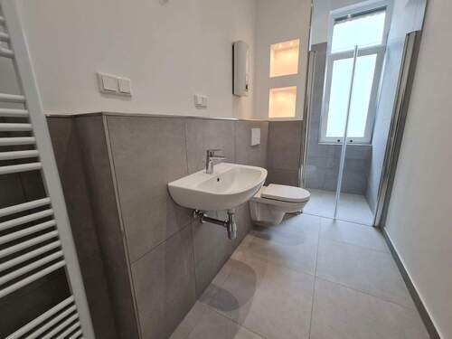 Duschbad EG (kernsaniert) - 