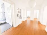 großer Eingangsbereich/ Flur - 3 Zimmer Etagenwohnung zum Kaufen in Hamburg