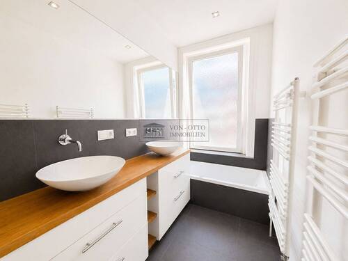 Badezimmer Ansicht 2 - 