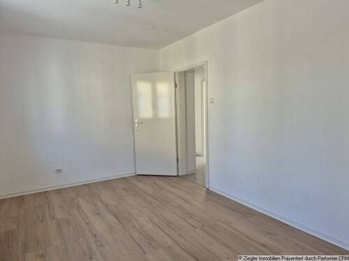 Zimmer 2 - 