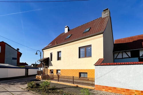 Hauskauf Kleinmölsen - 4 Zimmer Einfamilienhaus in Erfurt