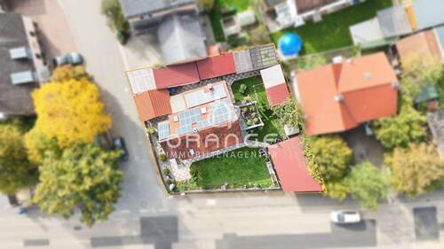 Vogelperspektive - *** Kelheim: Familienhaus mit großem Garten, PV & Raum für Ihre Ideen mit Ausbaupotenzial ***