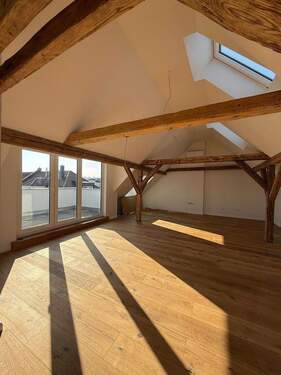 Wohnen / Essen / Kochen - 3 Zimmer Etagenwohnung zum Kaufen in Aschaffenburg