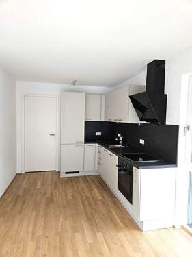 Küche mit angrenzendem HWR - 3 Zimmer Etagenwohnung in Nürnberg