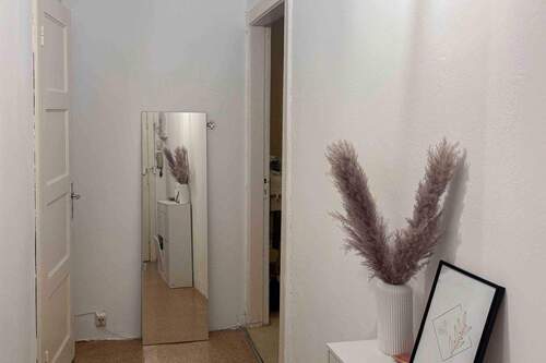 Flur - 2 Zimmer Etagenwohnung in Hamburg