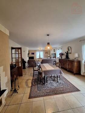 20251008_163420 - Einfamilienhaus mit 200,00 m&sup2; in Saarlouis zum Kaufen