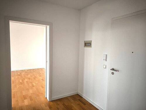 Diele Eingang - 2 Zimmer Etagenwohnung zum Kaufen in Erftstadt