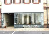 Gewerbeimmobilie mit großzügigem Schaufenster - Zentrumsnahe Gewerbelage in Neustadt Altstadt