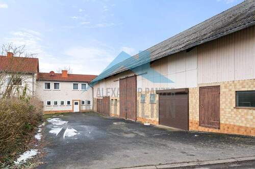 Scheune - Mehrfamilienhaus, Wohnhaus mit 185,00 m&sup2; in Immenhausen zum Kaufen
