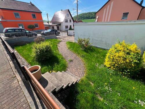 Garten - 5 Zimmer Einfamilienhaus zum Kaufen in Sondershausen