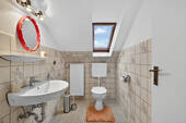 WC im Dachgeschoss - 