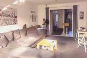 Wohnzimmer Blick Eingang+Küche - 3 Zimmer Reihenmittelhaus in Hamburg