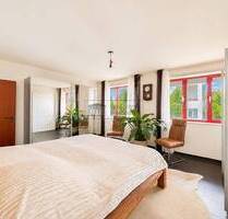 Kölner-Süden! Direkt am Rhein: 4-Zimmer Wohnung mit Balkon, Aufzug und TG-Stellplatz