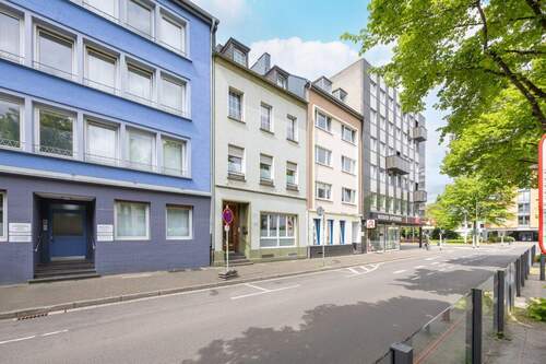 Straßenansicht - 1 Zimmer Mehrfamilienhaus, Wohnhaus zum Kaufen in Krefeld