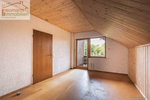 Schlafzimmer Rechts 1. OG - 